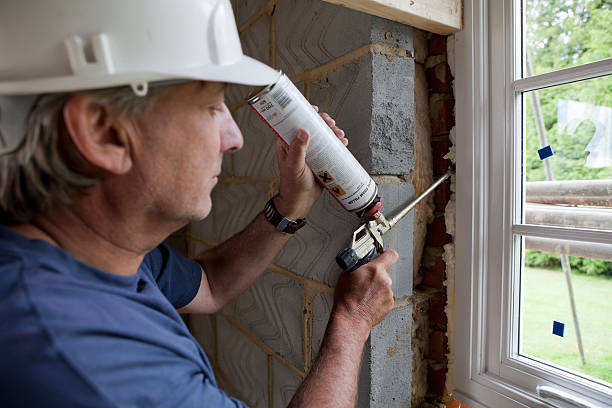 Best Commercial Insulation Services  in Ford City, CA